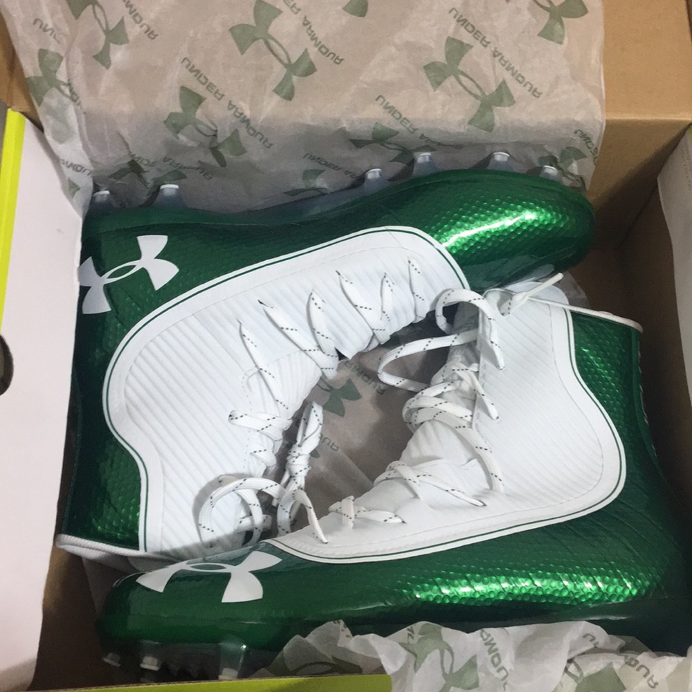 Brand new under armour highlight football cleats